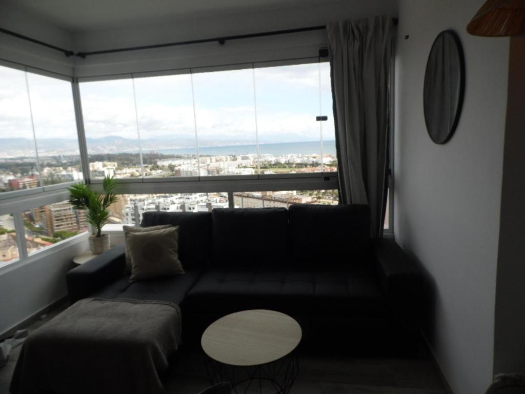 La Torre De La Colina Playa Apartment Torremolinos Ngoại thất bức ảnh