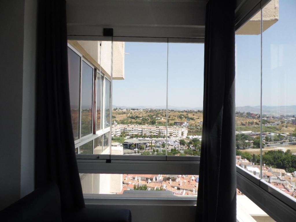 La Torre De La Colina Playa Apartment Torremolinos Ngoại thất bức ảnh