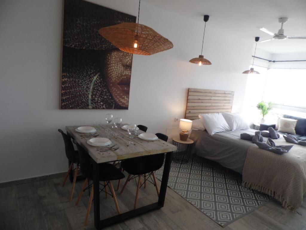 La Torre De La Colina Playa Apartment Torremolinos Ngoại thất bức ảnh