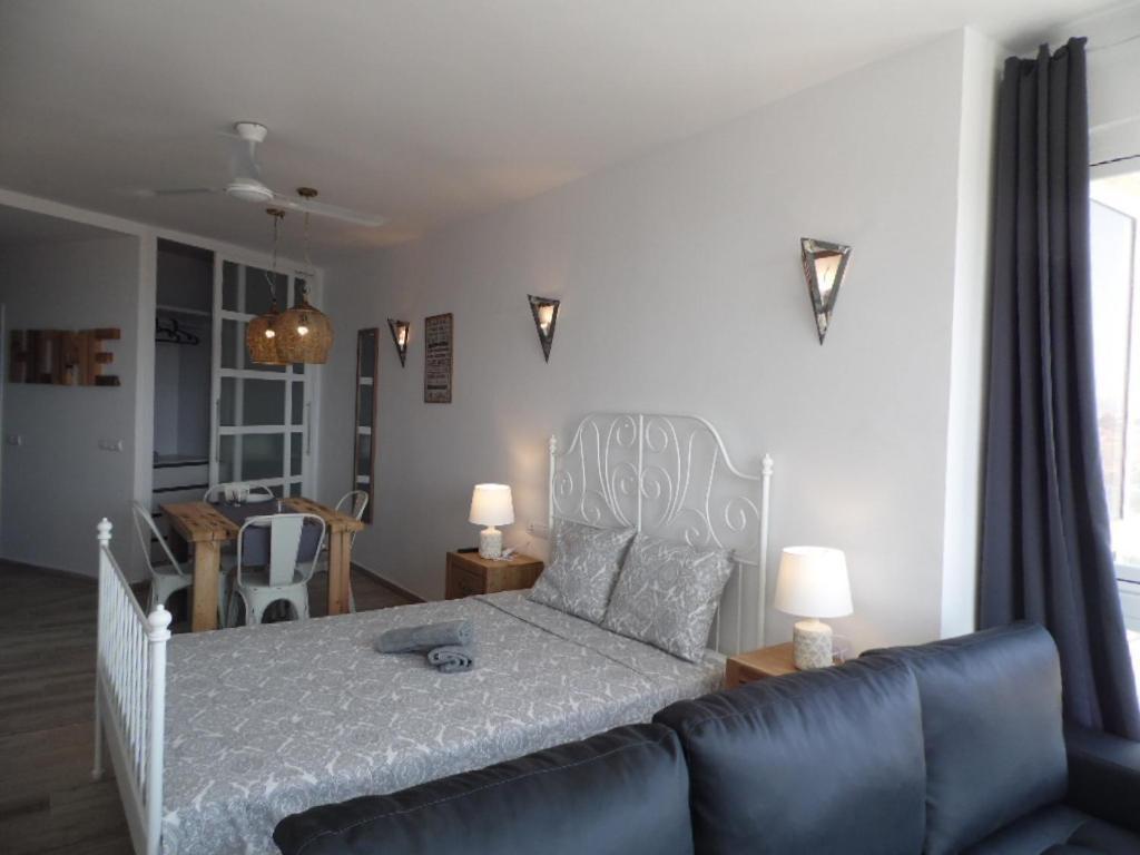 La Torre De La Colina Playa Apartment Torremolinos Ngoại thất bức ảnh